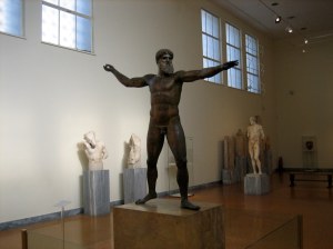 Bronze_statue_of_Zeus_or_Poseidon